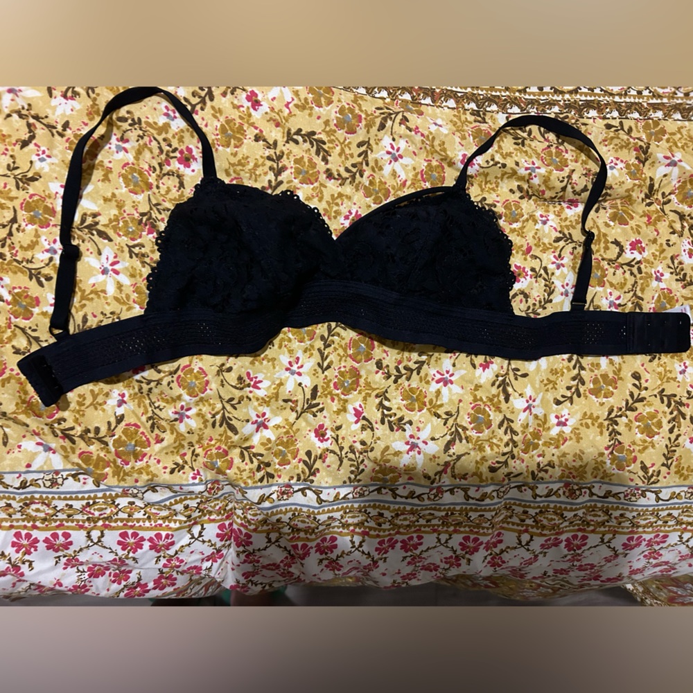 Black bralette